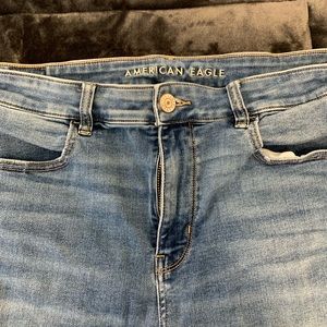 AMRRICAN EAGLE JEANS (next level stretch)